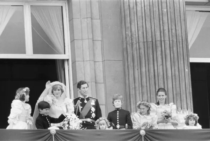 Framed Print : Wedding day of Prince Charles & Lady Diana Spencer, 29th July 1981 Framed Print : Wedding day of Prince Charles & Lady Diana Spencer, 29th July 1981