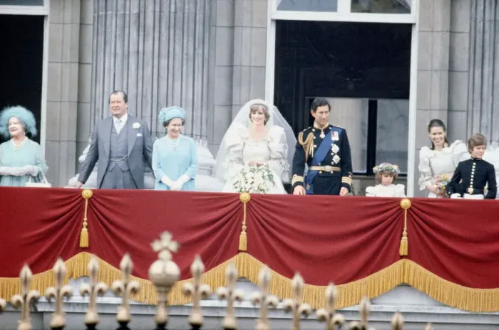 Framed Print : The wedding of HRH Prince Charles, The Prince of Wales, to Lady Diana Spencer