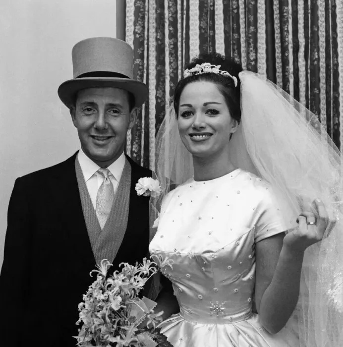 Framed Print : The wedding of Jackie Collins and Wallace Austin at Grosvenor House. 13th December 1960 Framed Print : The wedding of Jackie Collins and Wallace Austin at Grosvenor House. 13th December 1960