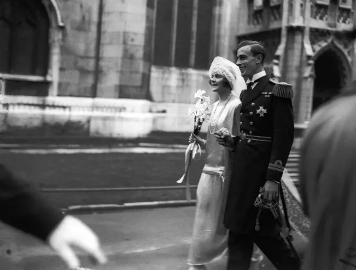 Framed Print : Wedding of Louis Mountbatten to Edwina Ashley July 1922 vfr1 Framed Print : Wedding of Louis Mountbatten to Edwina Ashley July 1922 vfr1