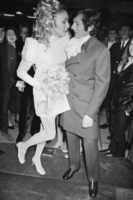 Framed Print : Wedding of Polish film director Roman Polanski and his bride Framed Print : Wedding of Polish film director Roman Polanski and his bride