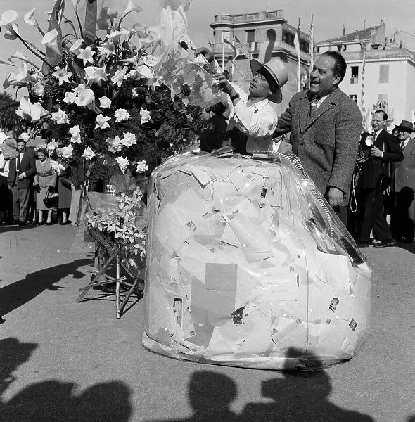 Wedding presents at the Princes Palace of Monaco for Grace Kelly and Prince Rainier