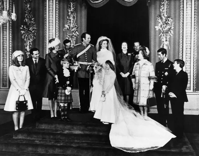 Framed Print : The wedding of Princess Anne and Capt. Mark Phillips at Westinster Abbey 14 November 1973