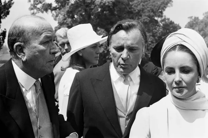 Framed Print : Wedding of Sheran Cazalet and Simon Hornby at Fairlawn in Sussex on 15th June 1968 Framed Print : Wedding of Sheran Cazalet and Simon Hornby at Fairlawn in Sussex on 15th June 1968