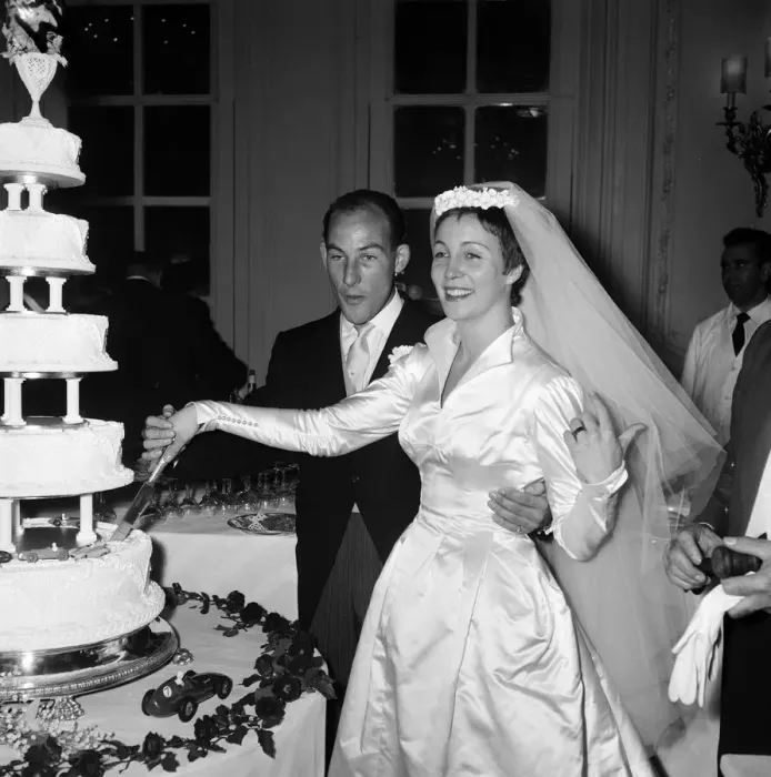 Framed Print : The wedding of Stirling Moss and Katie Molson at St Peters Church, Eaton Square Framed Print : The wedding of Stirling Moss and Katie Molson at St Peters Church, Eaton Square
