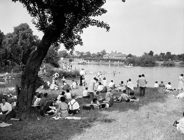 Weekend scene on the river. Chertsey, Surrey. 17th July 1955