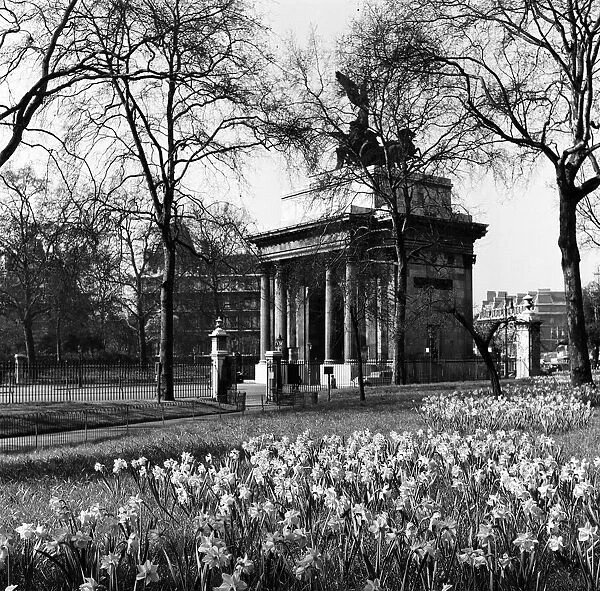 Wellington Arch, London. 22nd April 1954