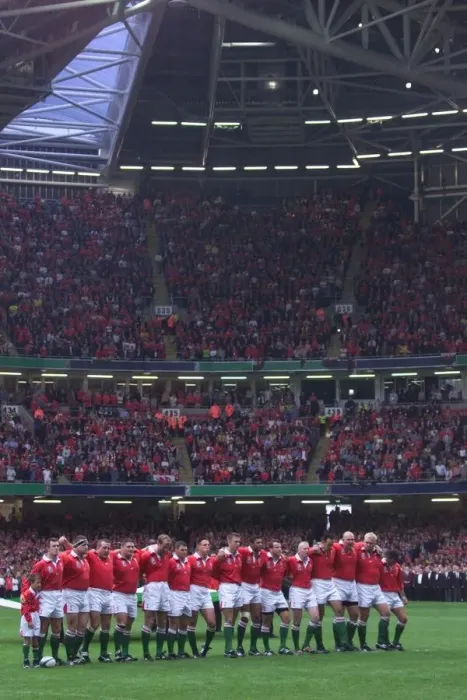Framed Print : Welsh rugby team singing the National Anthem before the match against Argentina in