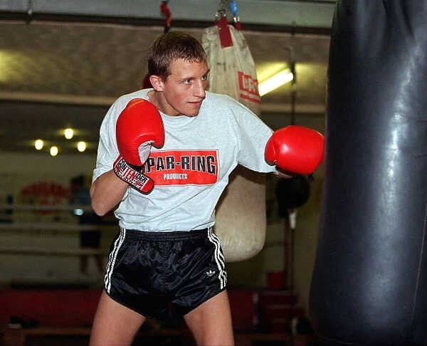 Welterweight Scott Dixon in training. September 1996