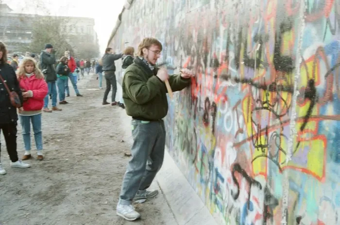 Framed Print : West Berlin, Germany, 10 days after relaxation of border crossing by GDR Government