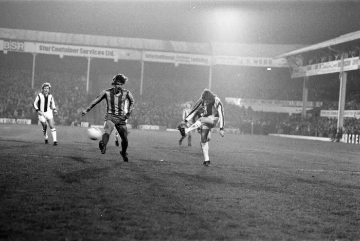 Framed Print : West Brom 2-0 Valencia, UEFA Cup match at The Hawthorns, Wednesday 6th December 1978 Framed Print : West Brom 2-0 Valencia, UEFA Cup match at The Hawthorns, Wednesday 6th December 1978