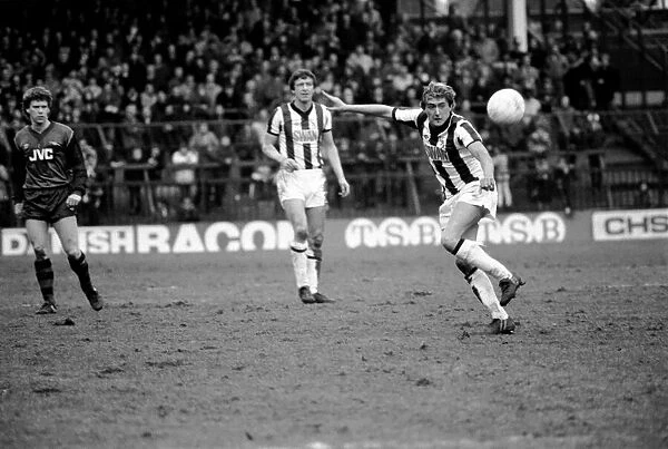 West Bromwich Albion 0 v. Arsenal 0. February 1983 LF12-35-040
