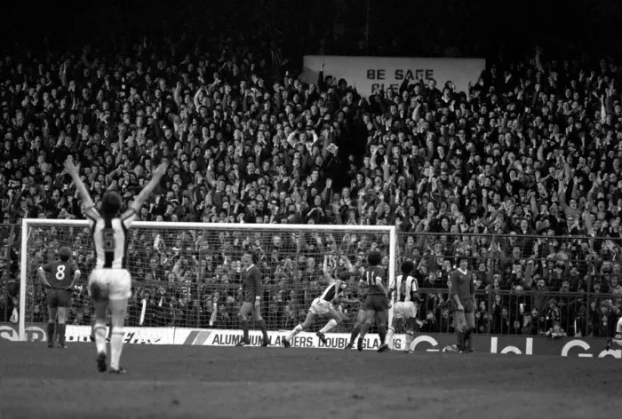 Framed Print : West Bromwich Albion 2 v. Liverpool 0. Division One Football. February 1981 MF01-27-022 Framed Print : West Bromwich Albion 2 v. Liverpool 0. Division One Football. February 1981 MF01-27-022