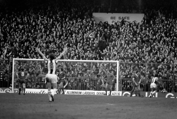 Framed Print : West Bromwich Albion 2 v. Liverpool 0. Division One Football. February 1981 MF01-27-023 Framed Print : West Bromwich Albion 2 v. Liverpool 0. Division One Football. February 1981 MF01-27-023