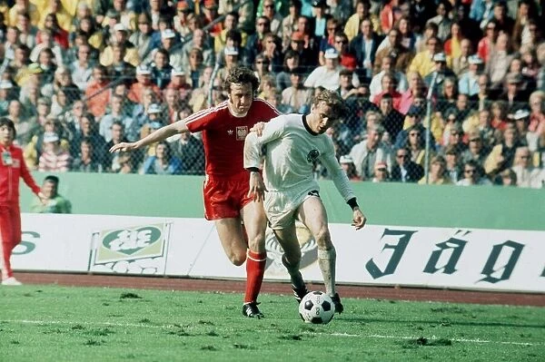 West Germany 1 Poland 0 Football World Cup 1974 Musial Poland holds back