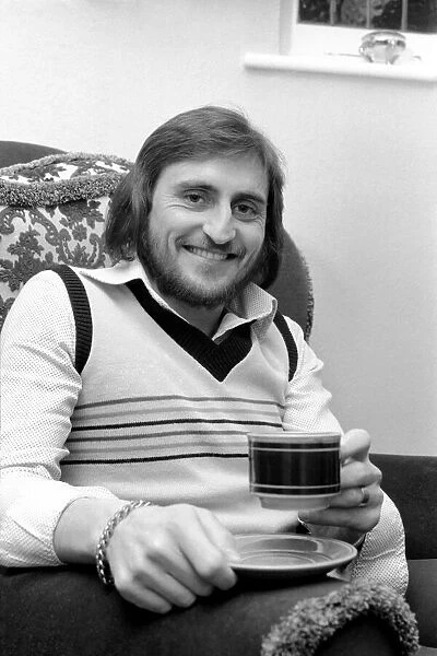 West Ham F. C. Frank Lampard at home. February 1975 75-01037-003