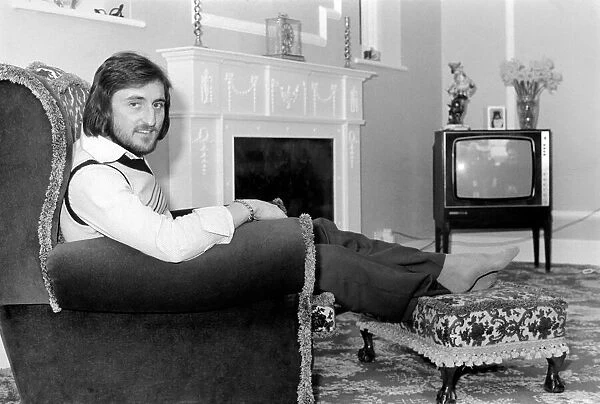 West Ham F. C. Frank Lampard at home. February 1975 75-01037-001