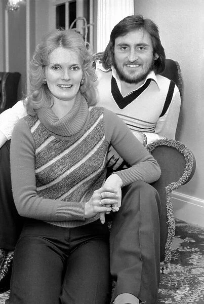 West Ham F. C. Frank Lampard at home with wife Pat. February 1975 75-01037-007