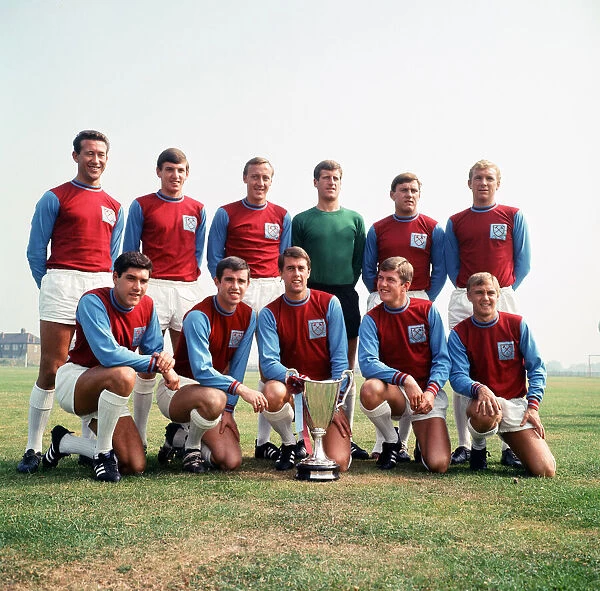 West Ham FC. Back Row: Ken Brown, Martin Peters, Joe Kirkup, Jim Standen