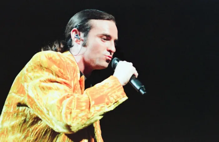 Framed Print : Wet Wet Wet, music group, in concert, NEC, Birmingham, 3rd July 1995 Framed Print : Wet Wet Wet, music group, in concert, NEC, Birmingham, 3rd July 1995