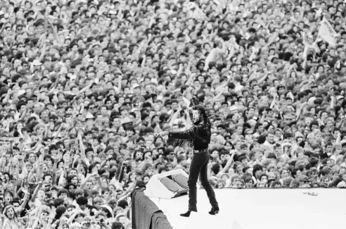 Framed Print : Wham. The Farewell Concert at Wembley Stadium, London England (Picture Framed Print : Wham. The Farewell Concert at Wembley Stadium, London England (Picture
