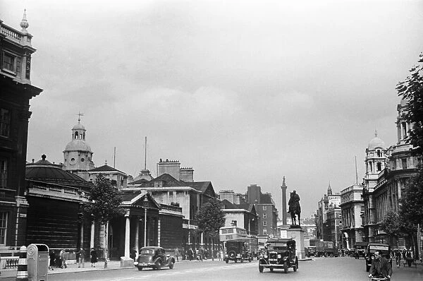 Whitehall looking towards Trafalgar Square August 1939