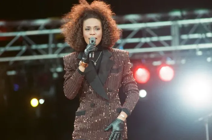Framed Print : Whitney Houston singing at Freedomfest: Nelson Mandela 70th Birthday Celebration