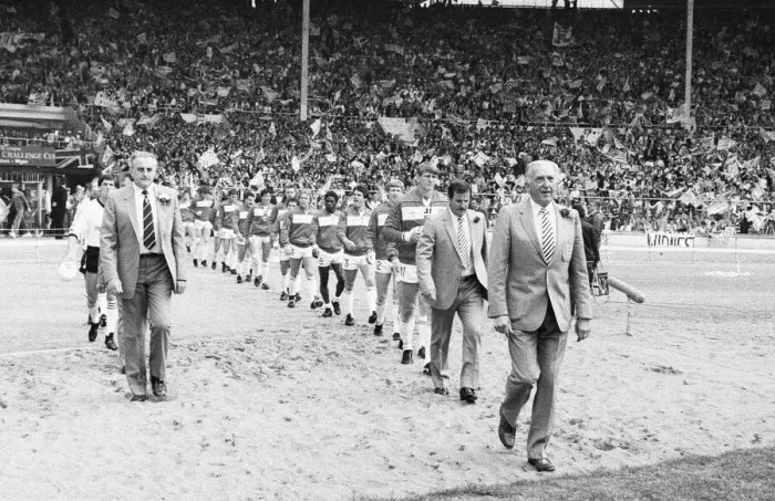 Framed Print : Widnes and Wigan walk out on to the pitch for the first time lead by their resceptive Framed Print : Widnes and Wigan walk out on to the pitch for the first time lead by their resceptive