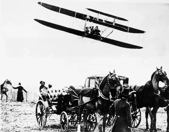 Framed Print : Wilbur Wright demonstrating his Model A'Old Personals to King Alfonso of