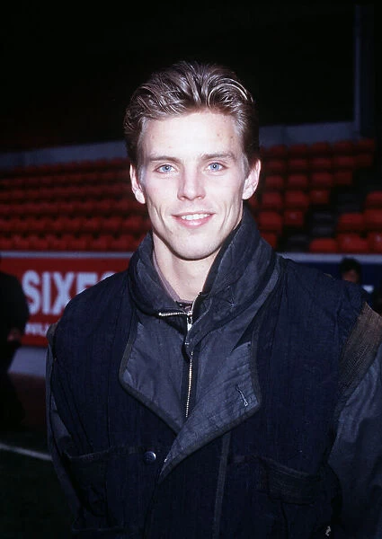 Willem van der Ark Aberdeen football player circa 1989