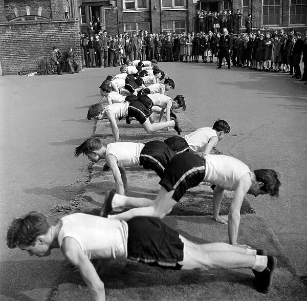 William Blake Secondary School, Battersea. Gymnastics. March 1952 C1257-001