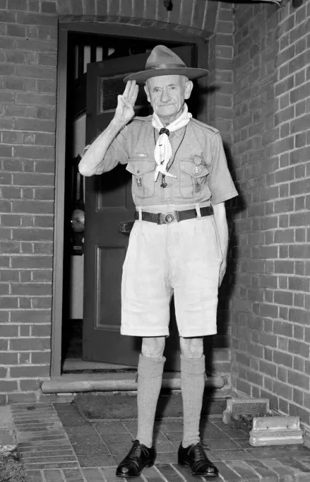 Framed Print : William Phillips aged 85 seen here in 1959 then one of the United Kingdoms oldest Scouts