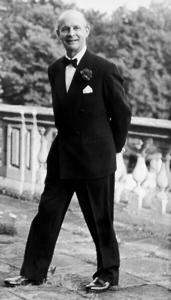 William Waldorf Astor III, 4th Viscount Astor (born December 27