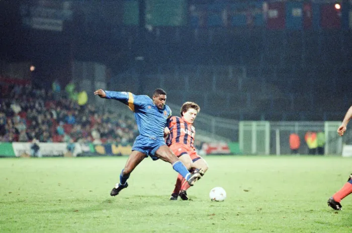 Framed Print : Wimbledon 1-3 Everton, League match at Selhurst Park, Tuesday 26th January 1993