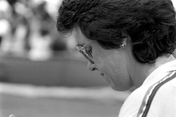 Wimbledon 1980. 7th day. Pam Shriver vs. B. J. King. June 1980 80-3384-018