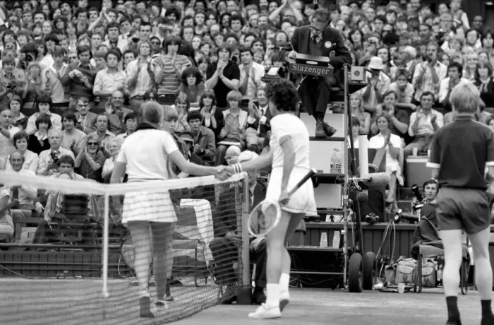 Framed Print : Wimbledon 1980 7th day. Wade vss Jaeger on the Centre court today. June 1980 80-3384-024 Framed Print : Wimbledon 1980 7th day. Wade vss Jaeger on the Centre court today. June 1980 80-3384-024