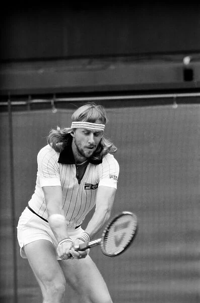 Wimbledon 1980: MenIs Final: Bjorn Borg v. John McEnroe. July 1980 80-3479a-036