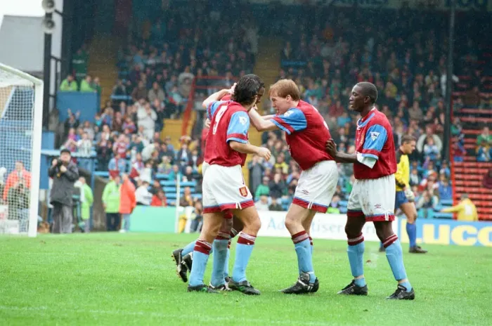 Framed Print : Wimbledon 2-3 Aston Villa, league match at Plough Lane, Saturday 3rd October 1992 Framed Print : Wimbledon 2-3 Aston Villa, league match at Plough Lane, Saturday 3rd October 1992