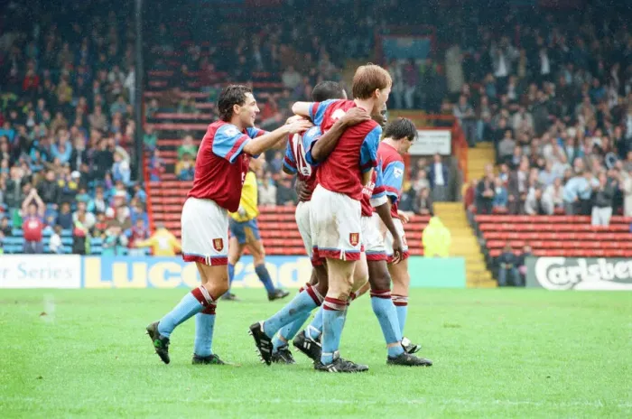 Framed Print : Wimbledon 2-3 Aston Villa, league match at Plough Lane, Saturday 3rd October 1992 Framed Print : Wimbledon 2-3 Aston Villa, league match at Plough Lane, Saturday 3rd October 1992