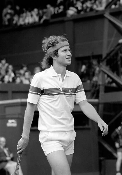Wimbledon 6th Day: McEnroe v. Stan Smith. June 1981 81-3647-039