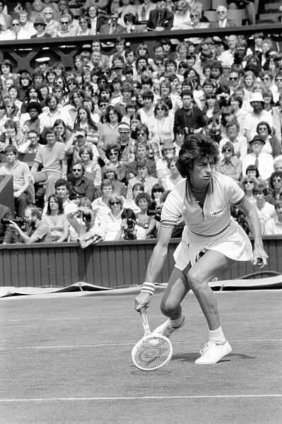 Wimbledon 80, 3rd Day. Comre Court. Virginia Wade v. I. Maoruga
