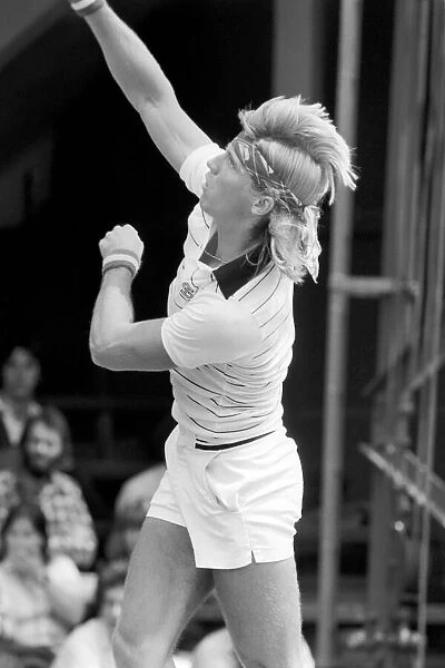 Wimbledon 80, 3rd Day. Court 1. Feesco 400 A. S. A. P. Dupre v. Van Patten
