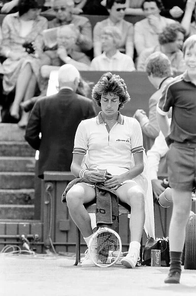 Wimbledon 80, 3rd Day. June 1980 80-3308-012