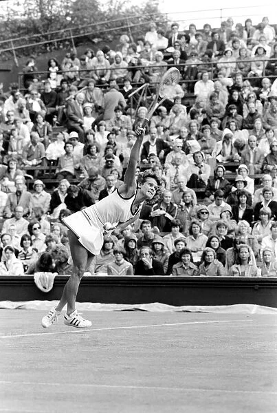 Wimbledon 80, 3rd Day. June 1980 80-3308-016