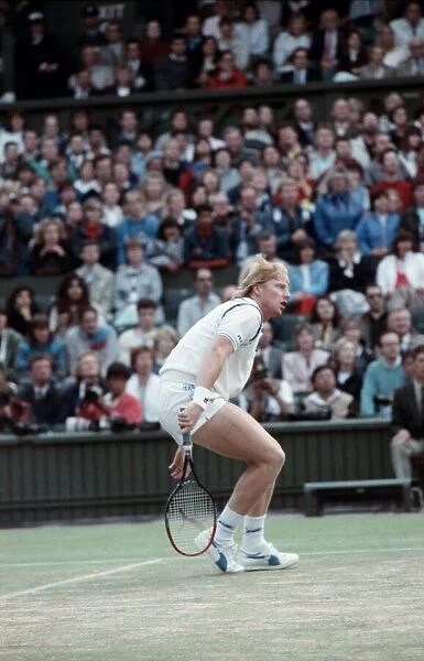 Wimbledon Final. Boris Becker v. Stefan Edberg. July 1988 88-3581-009