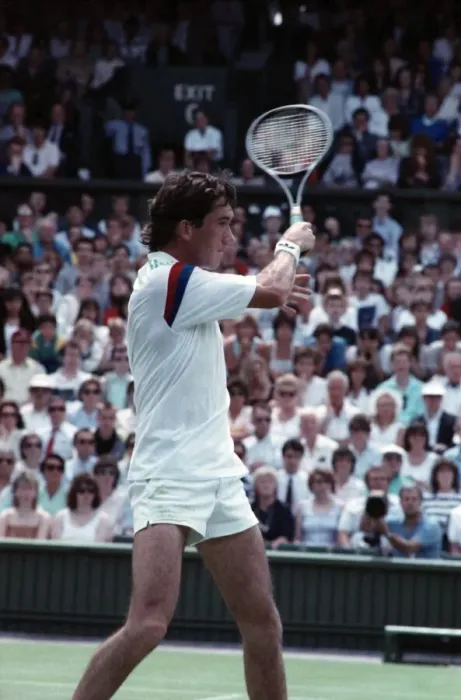 Framed Print : Wimbledon. Ivan Lendl v. Darren Cahill. June 1988 88-3342-071 Framed Print : Wimbledon. Ivan Lendl v. Darren Cahill. June 1988 88-3342-071