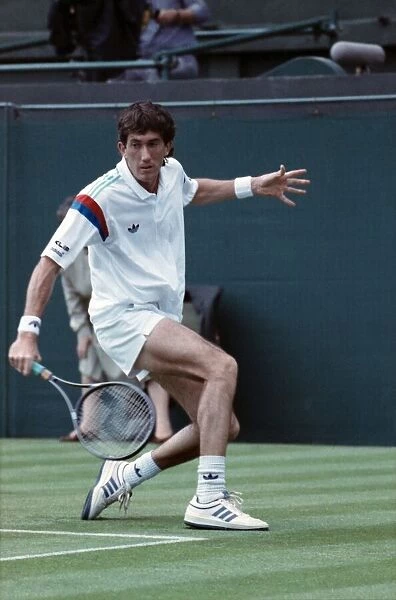 Wimbledon. Ivan Lendl v. Darren Cahill. June 1988 88-3342-043