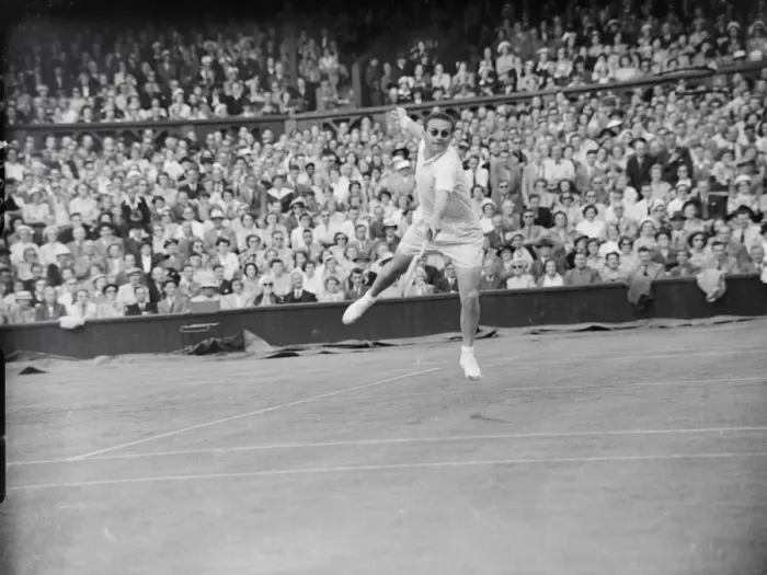 Framed Print : Wimbledon Jarislav Drobny DM 20 / 6 / 1951 B2981 / 2 Framed Print : Wimbledon Jarislav Drobny DM 20 / 6 / 1951 B2981 / 2