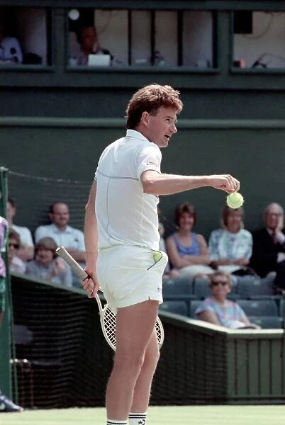 Wimbledon. Jimmy Connors. June 1988 88-3372-047