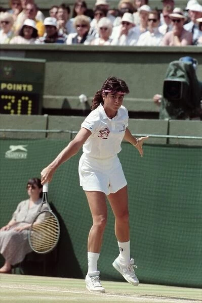 Wimbledon Ladies Final + Royal. Steffi Graf v. Gabriella Sabatini. July 1991 91-4293-080